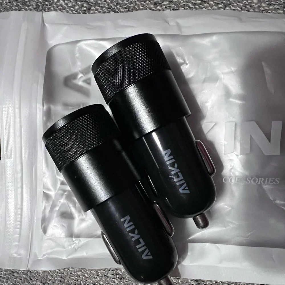 NWT AILKIN 2 pk Car Charger 3-4a Fast Charge dual port USB Lighter adapter I